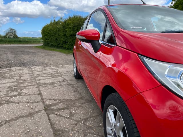 Ford Fiesta - Thumbnail 3