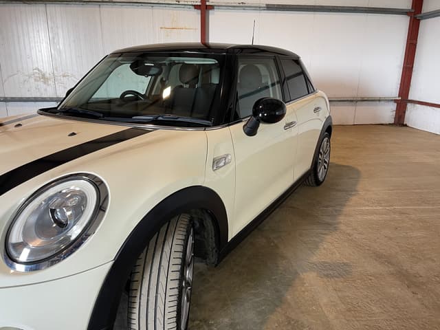 Mini Cooper S - Thumbnail 5