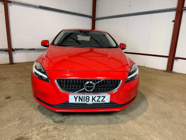 Volvo V40 - Thumbnail 5