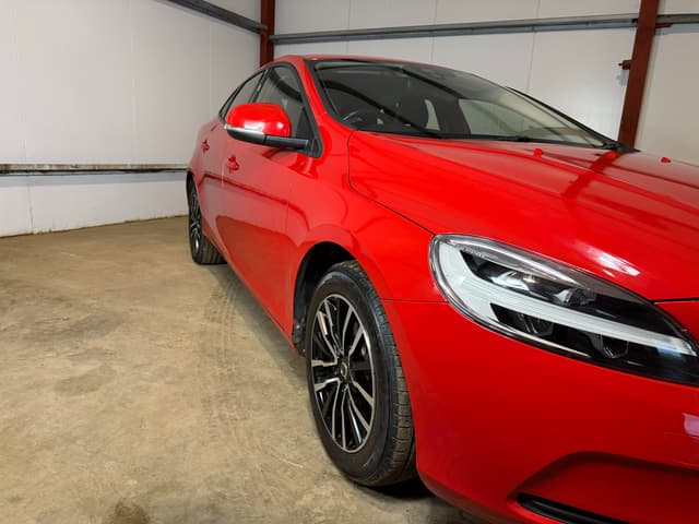 Volvo V40 - Thumbnail 7