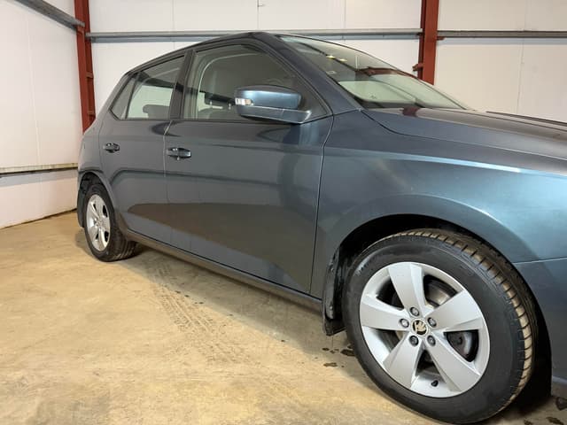 Skoda Fabia - Thumbnail 2